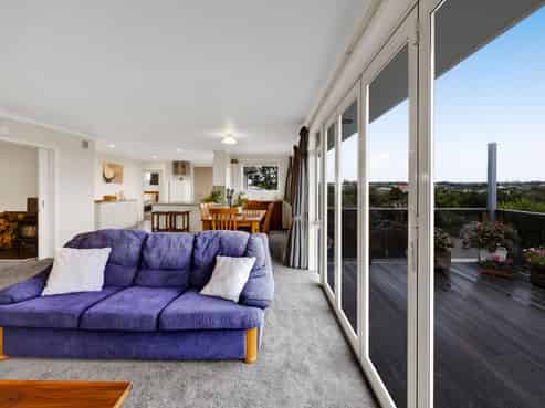 21 Longview Drive, Merrilands