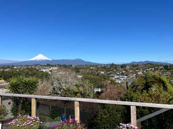21 Longview Drive, Merrilands