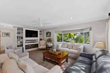 1 Belmont Rise, Katikati