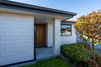 24a Stewart Street, Balclutha