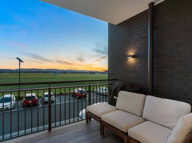 106/26B Racecourse Parade, Avondale
