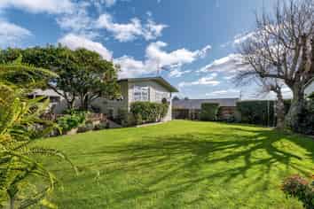 33 Cumberland Crescent, Welcome Bay