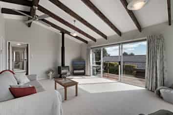 33 Cumberland Crescent, Welcome Bay