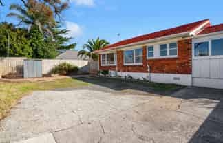 1/273 Massey Road, Mangere East