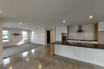 61 Cyrus Street , Whalers Gate
