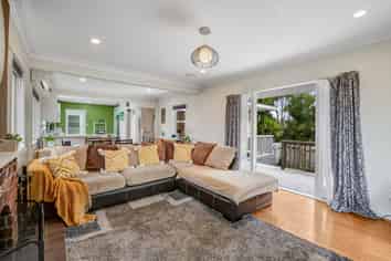1/73 Chivalry Road, Glenfield
