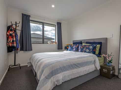 27 Oldfield Lane, Marton