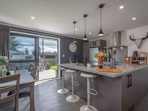 27 Oldfield Lane, Marton