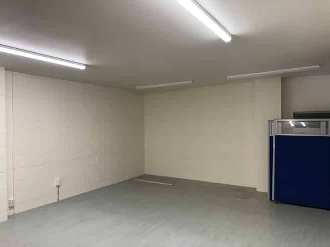 Tidy office and workshop with carparking