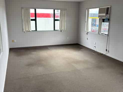 Tidy office and workshop with carparking