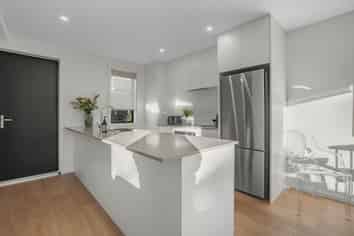 2/564 High Street, Boulcott