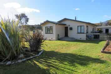 7 Main Street, Reefton