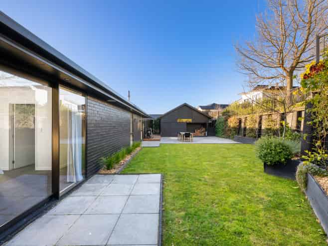 19 Golf View Close, Fairhall