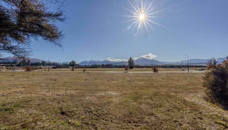 2 Radiata Drive, Wanaka