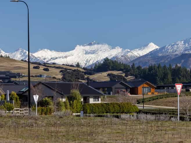 2 Radiata Drive, Wanaka