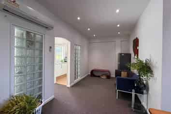 52A Waimarie Street, Saint Heliers