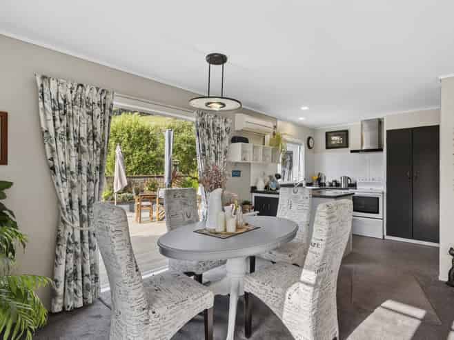 23 Greenacres Street, Macandrew Bay