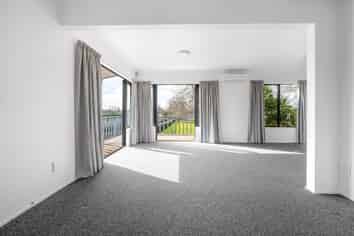 73A Pembroke Street, Hamilton Lake