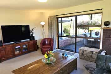 65 Snodgrass Road, Westport