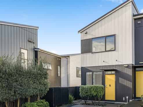 2 Hononga Lane, Northcote