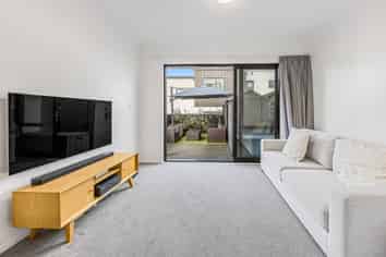 2 Hononga Lane, Northcote