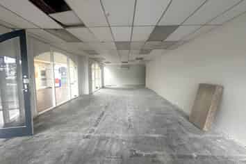 High-Profile Edgeware Road Tenancy Available