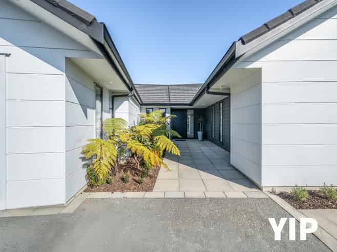 152 John Burke Drive, Aotea