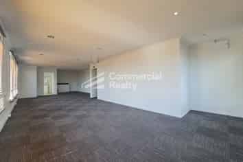Live/Work Papakura Office - 90M²