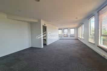 Live/Work Papakura Office - 90M²
