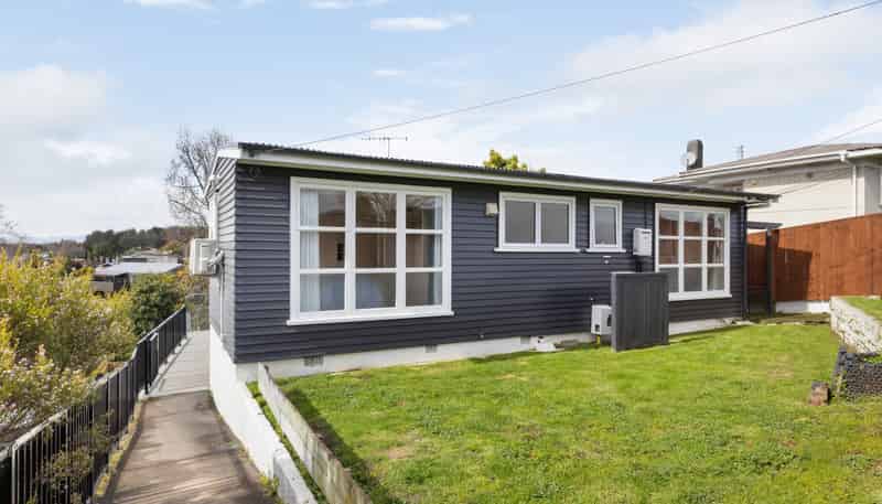 28 Hillcrest Road, Hillcrest