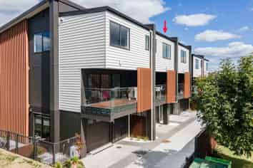 15B Tomintoul Place, Highland Park