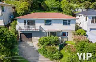 93 Black Rock Road, Newlands