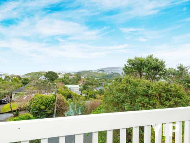 93 Black Rock Road, Newlands