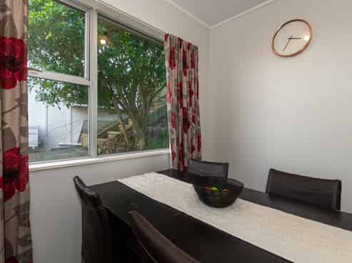 93 Black Rock Road, Newlands