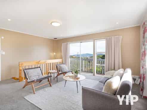 93 Black Rock Road, Newlands