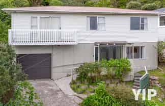 93 Black Rock Road, Newlands