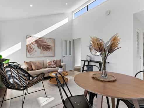 1/49A Hebron Road, Waiake