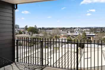 5/12 Ruakiwi Road, Hamilton Lake