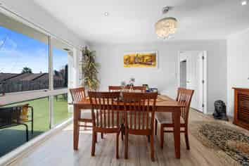 13 Carriage Close, Northpark
