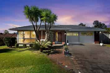 13 Carriage Close, Northpark