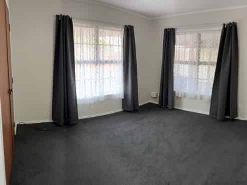 2/151 Selwyn Street, Onehunga