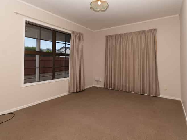 2/151 Selwyn Street, Onehunga