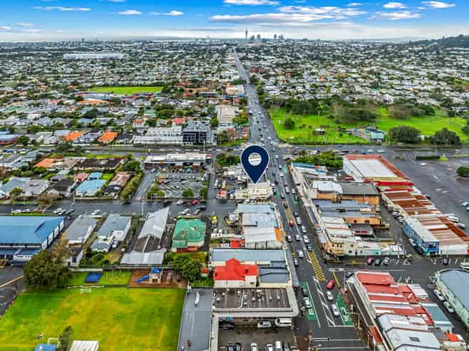 Remarkable corner standalone investment