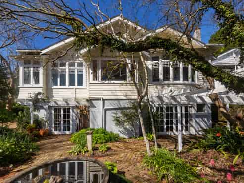 12 Ferner Avenue, Mount Albert