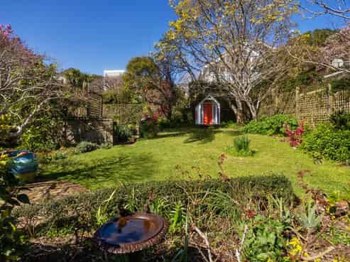 12 Ferner Avenue, Mount Albert