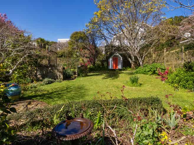 12 Ferner Avenue, Mount Albert
