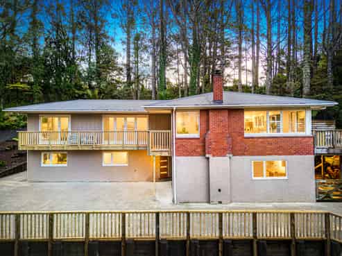 208 Forest Hill Road, Waiatarua