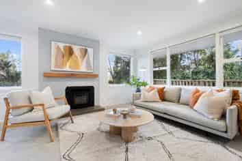 208 Forest Hill Road, Waiatarua