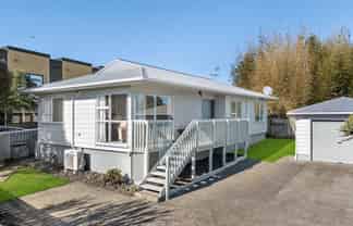 1/30 Vodanovich Road, Te Atatu South