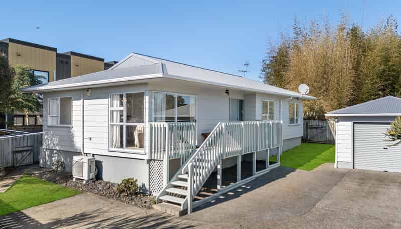 1/30 Vodanovich Road, Te Atatu South